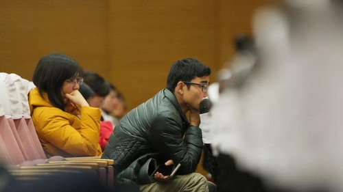 布卢伊教授孩子和家长们玩耍如何支持创造力，以及其他生活课程_布卢伊教授孩子和家长们玩耍如何支持创造力，以及其他生活课程_布卢伊教授孩子和家长们玩耍如何支持创造力，以及其他生活课程