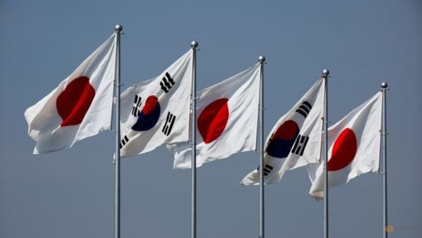 South Korea court orders Japan to compensate former sex slaves, reverses earlier ruling