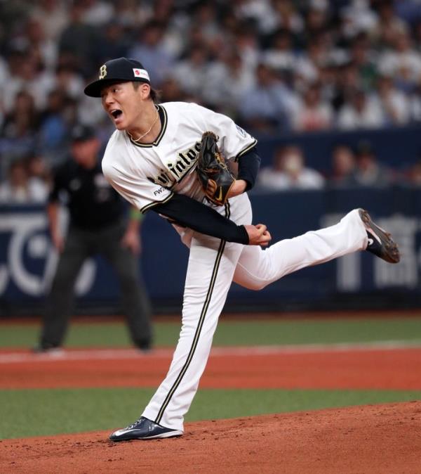 Yoshinobu Yamamoto of the Orix Buffaloes pitches against the Chiba Lotte Marines in Osaka, Japan, on October 18, 2023. 