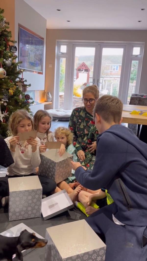 Stacey's Solomon christmas party